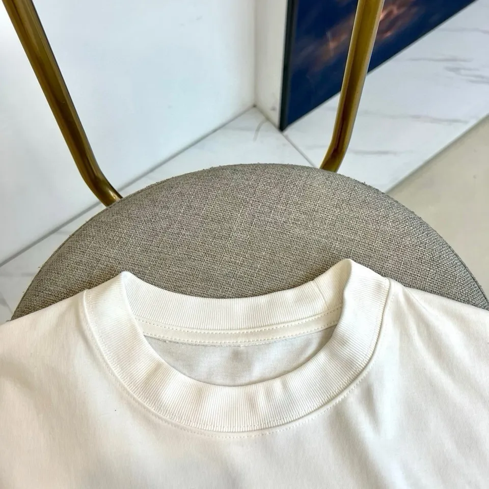 ， 2026 Classic T ， ， ， ， ， 。 ， ， ， ， 。 ， ，Breathable ， 、 。 ， ， ， 。 T ， ， 。2026 ， ， 。S XXL（ 173，140 M ）